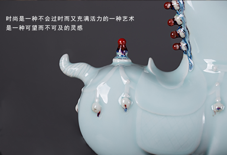 Ceramic horse furnishing articles office sitting room household soft adornment ornament creative TV ark, wine crafts