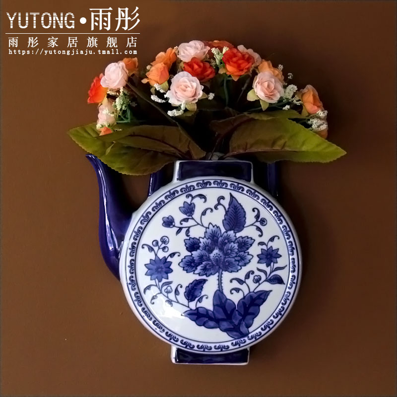 Jingdezhen blue and white porcelain ceramic flower hanging wall act the role ofing household decorative furnishing articles ceramic wall hanging butterfly