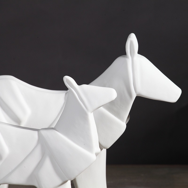 Nordic contracted wind ceramic origami horse decoration is the sitting room TV ark adornment furnishing articles wholesale creative arts and crafts