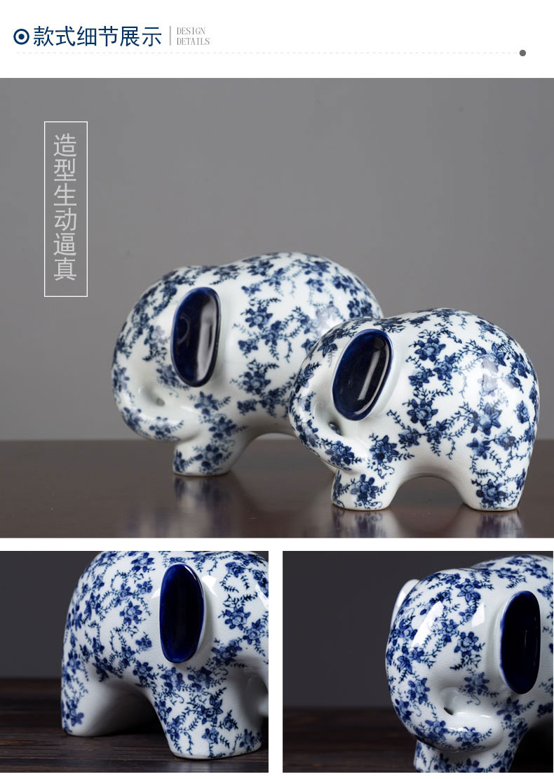 Jingdezhen ceramic elephant furnishing articles bridal chamber decorates a pair of blue and white porcelain like arts and crafts