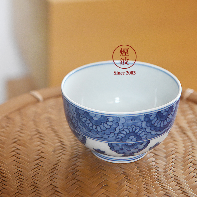 Jingdezhen spring auspicious jade JingDe spring breeze auspicious jade hand - made porcelain flowers sample tea cup tea cups