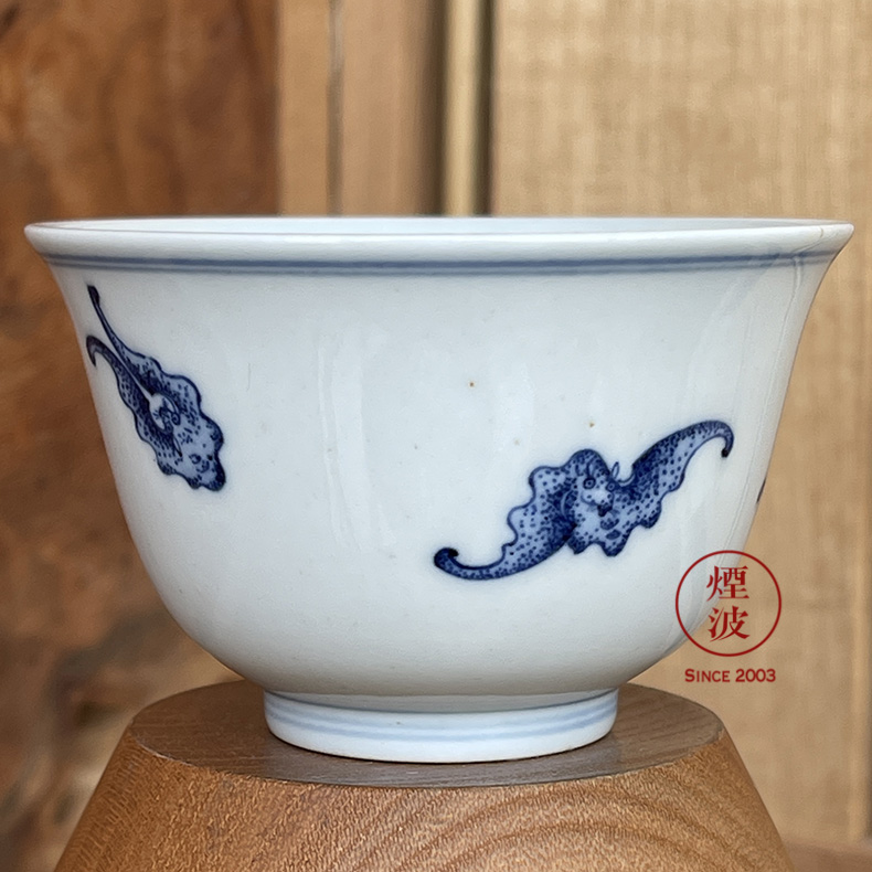 The smoke jingdezhen lesser RuanDingRong lesser money five bats five blessings sample tea cup