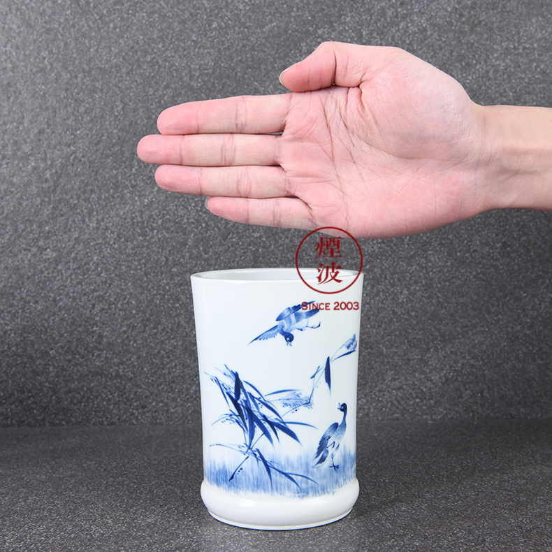 Those jingdezhen bo JingDe hand made blue and white porcelain up rich far far hall hall with blue and white LuYan brush pot