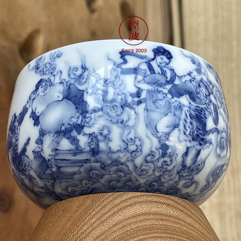 Those jingdezhen blue and white cloud com.lowagie.text.paragraph 9 wonderful hand burn about nine paragraphs stack hole, the wu is empty ocean 's eight quit cup