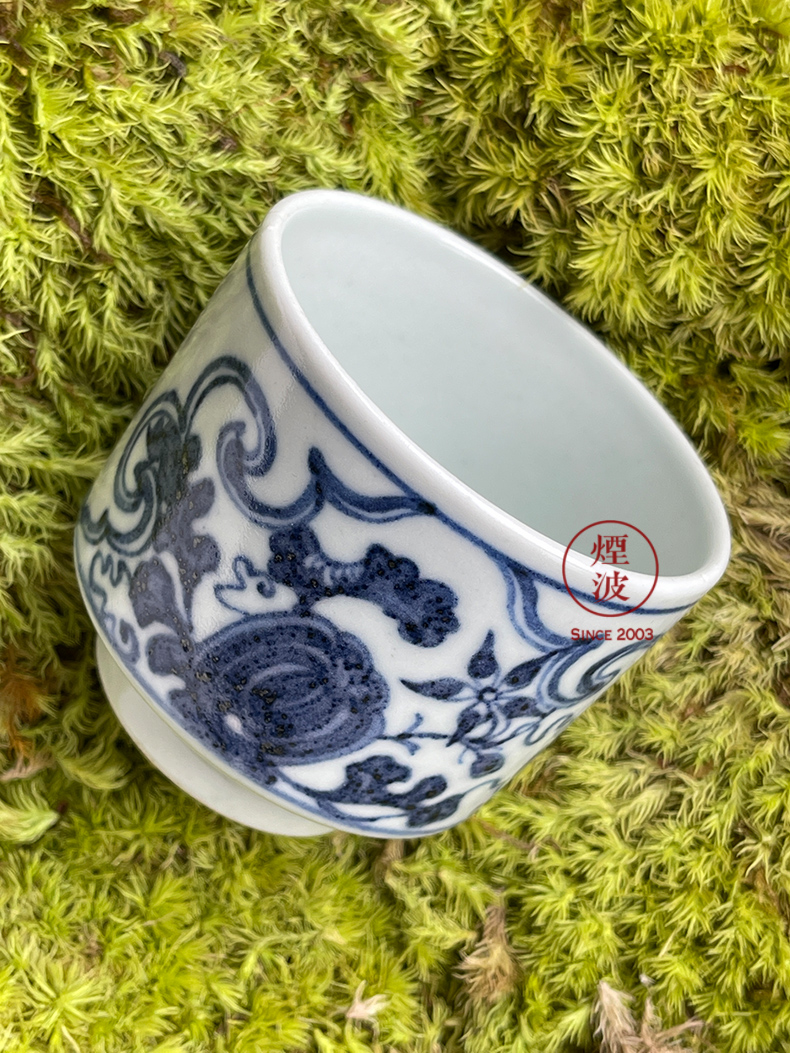 Hand - made imitation of yuan blue and white porcelain of jingdezhen g frequently hall window for fruit insect lines straight keller cup