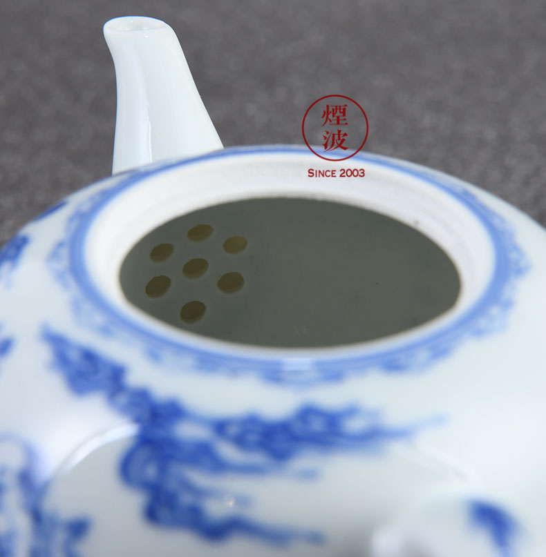 Jingdezhen ancient jun made the anakims; Roll lesser RuanDingRong autumn cloud to city lesser CiHu teapot