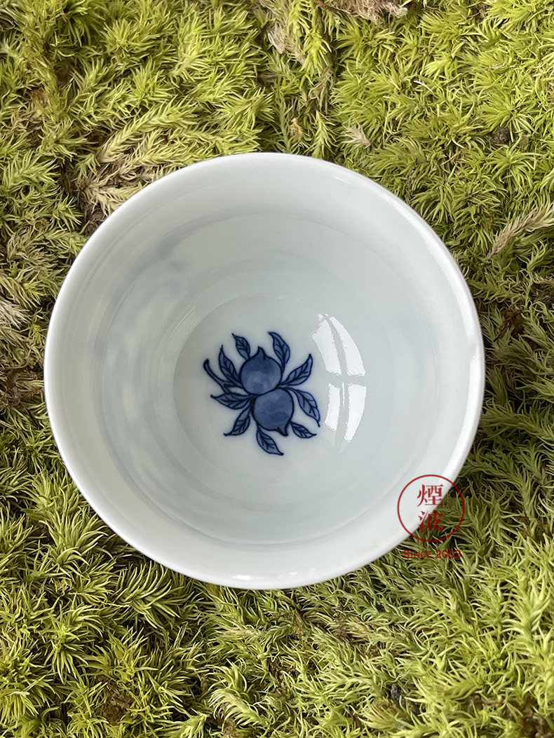 Jingdezhen spring auspicious jade Zou Jun up system with imitation in blue and white peach flowers and birds painting of the bell cup