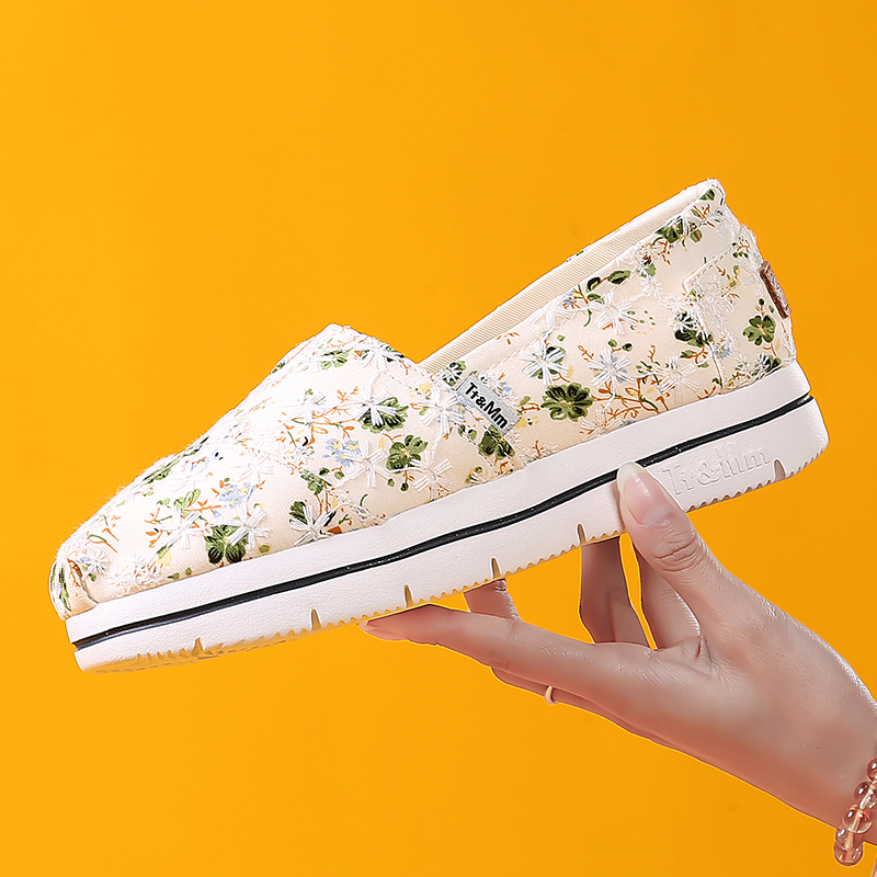 Tt&Mm/Toms Small Chanel-Style Thick-Soled Height-Increasing Canvas Shoes for Women, New Spring Slip-On Casual Cloth Shoes Tt&Mm/Toms Small Chanel-Style Thick-Soled Height-Increasing Canvas Shoes for Women, New Spring Slip-On Casual Cloth Shoes