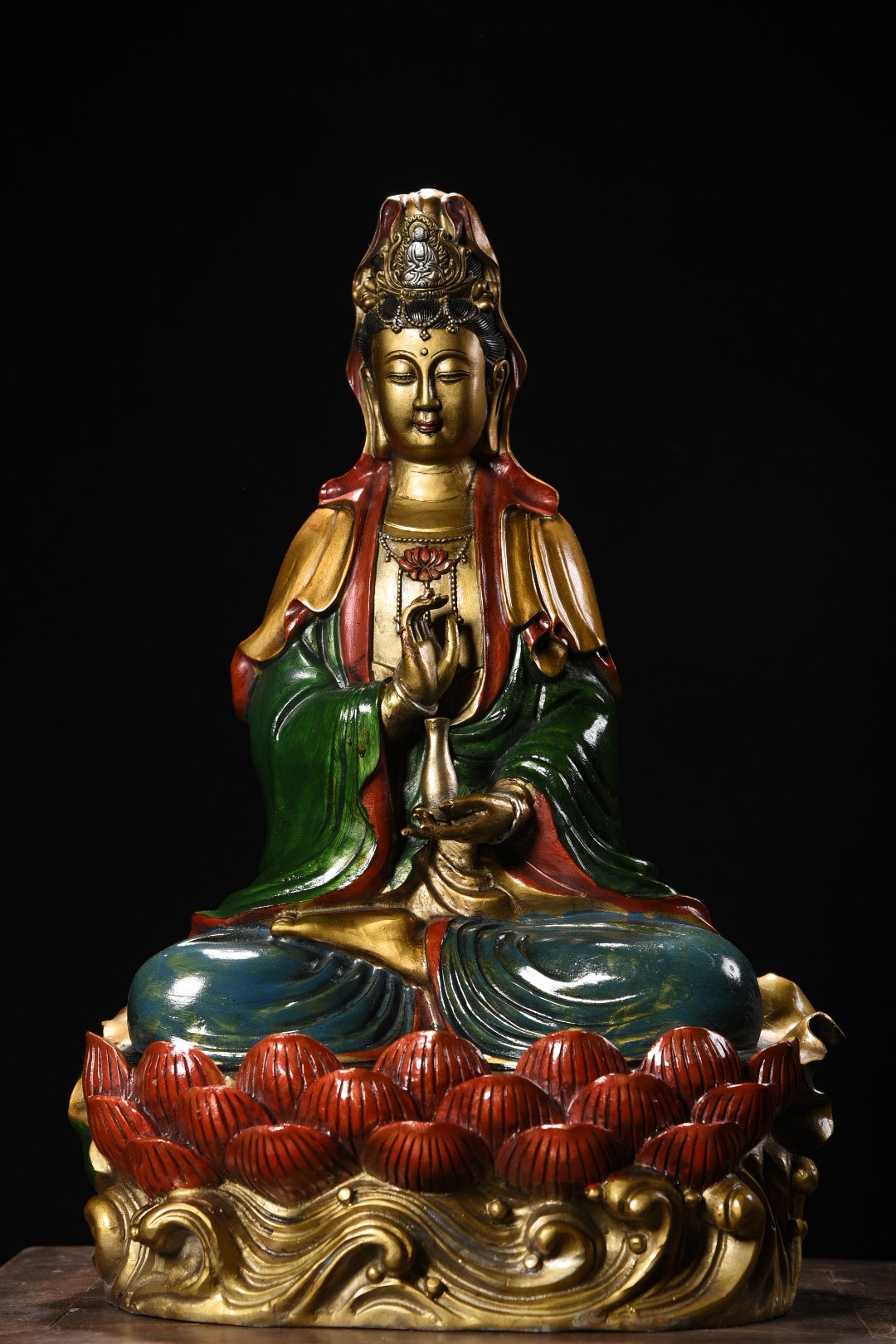 旧藏大尺寸铜彩绘观音菩萨佛像坐净水观世音菩萨佛家居办公工艺品