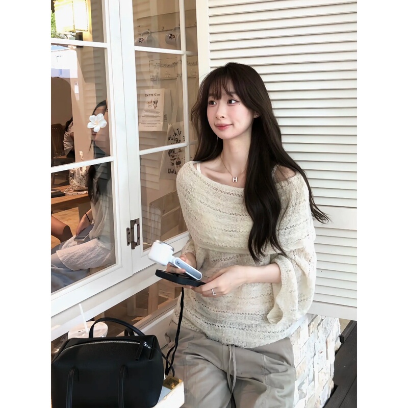 Korean-Style Apricot-Colored Hollow-Out Off-Shoulder Knit Top for Women, Autumn and Winter Inner Layer Sweater, Elegant and Lazy, Pure and Alluring Off-Shoulder Top Korean-Style Apricot-Colored Hollow-Out Off-Shoulder Knit Top for Women, Autumn and Winter Inner Layer Sweater, Elegant and Lazy, Pure and Alluring Off-Shoulder Top