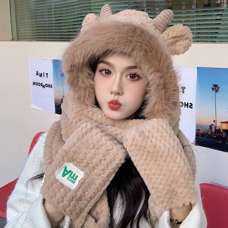 Japanese sheep horns hat children scarf gloves integrated with hat winter surrounding neck cute and warm plush three sets-Taobao