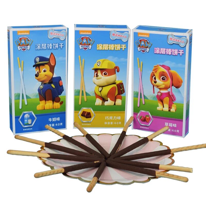 Puppy Wang Wang team made great efforts to coat biscuits strawberry milk chocolate snacks for children 40g