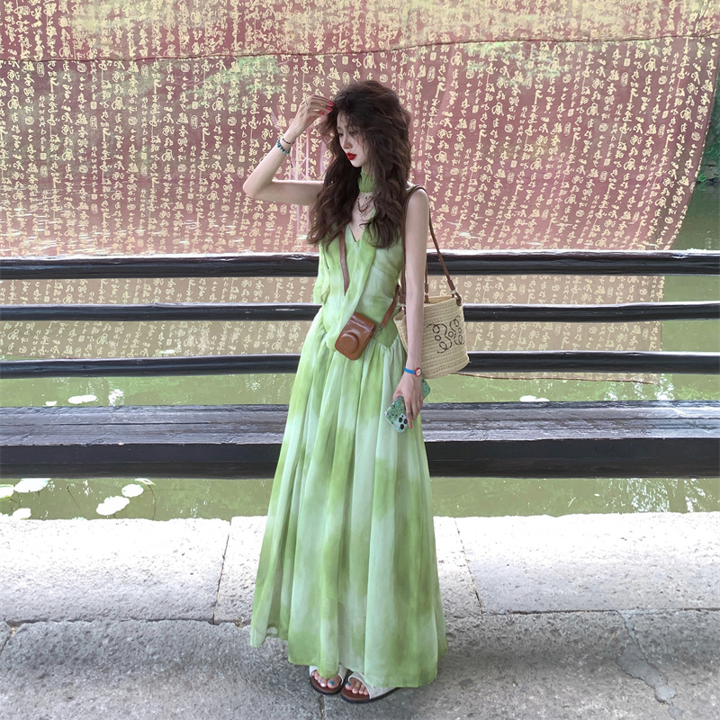 Yunnan Dali Travel Outfit Women's Beach Vacation Long Dress Retro Green Tie-Dye Spaghetti Strap Dress Women's Summer