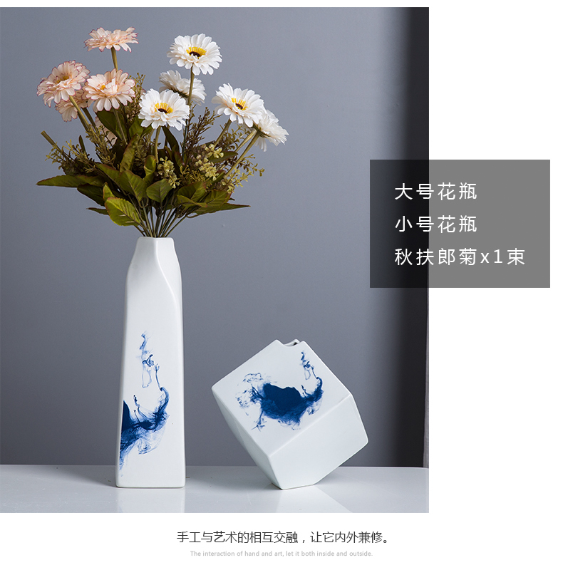 Jingdezhen small expressions using vases, flower arranging flower implement dried flower flower vases furnishing articles floret bottle wine cabinet office computer desk