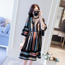 Pregnant women high waist V-neck dress summer new 2021a version top short-sleeved fashion trendy hot mom personality stripes