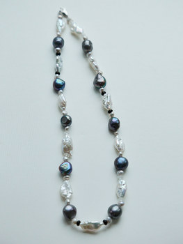 Natural freshwater baroque pearl necklace