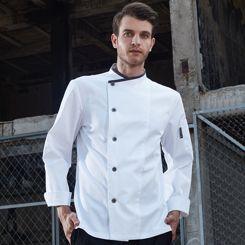 Chefs serve long sleeves Dormito come new chefs Western Dining Hotel Kitchenette chefs to serve the men's spring and summer