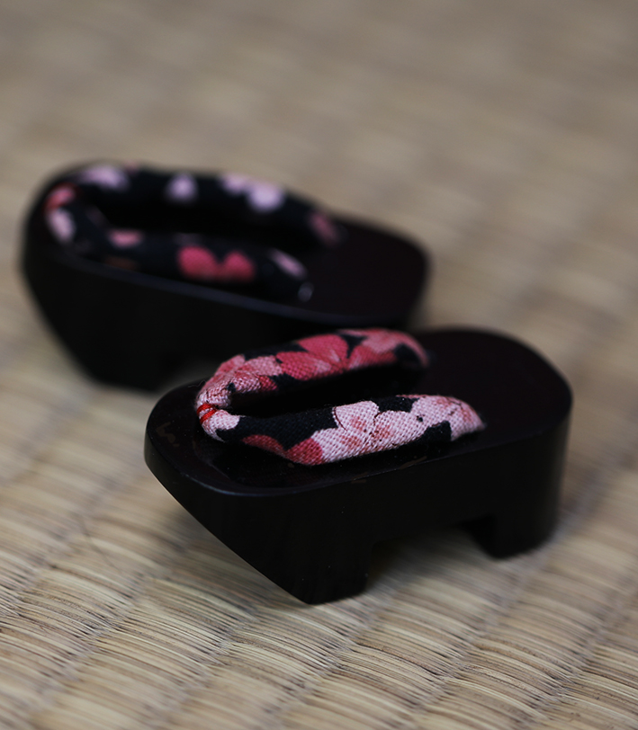 Uncle 1 31 41 6BBBJD dolls and wind Mugs SDYSDMSD Size black and white multicolor wood bottom spot