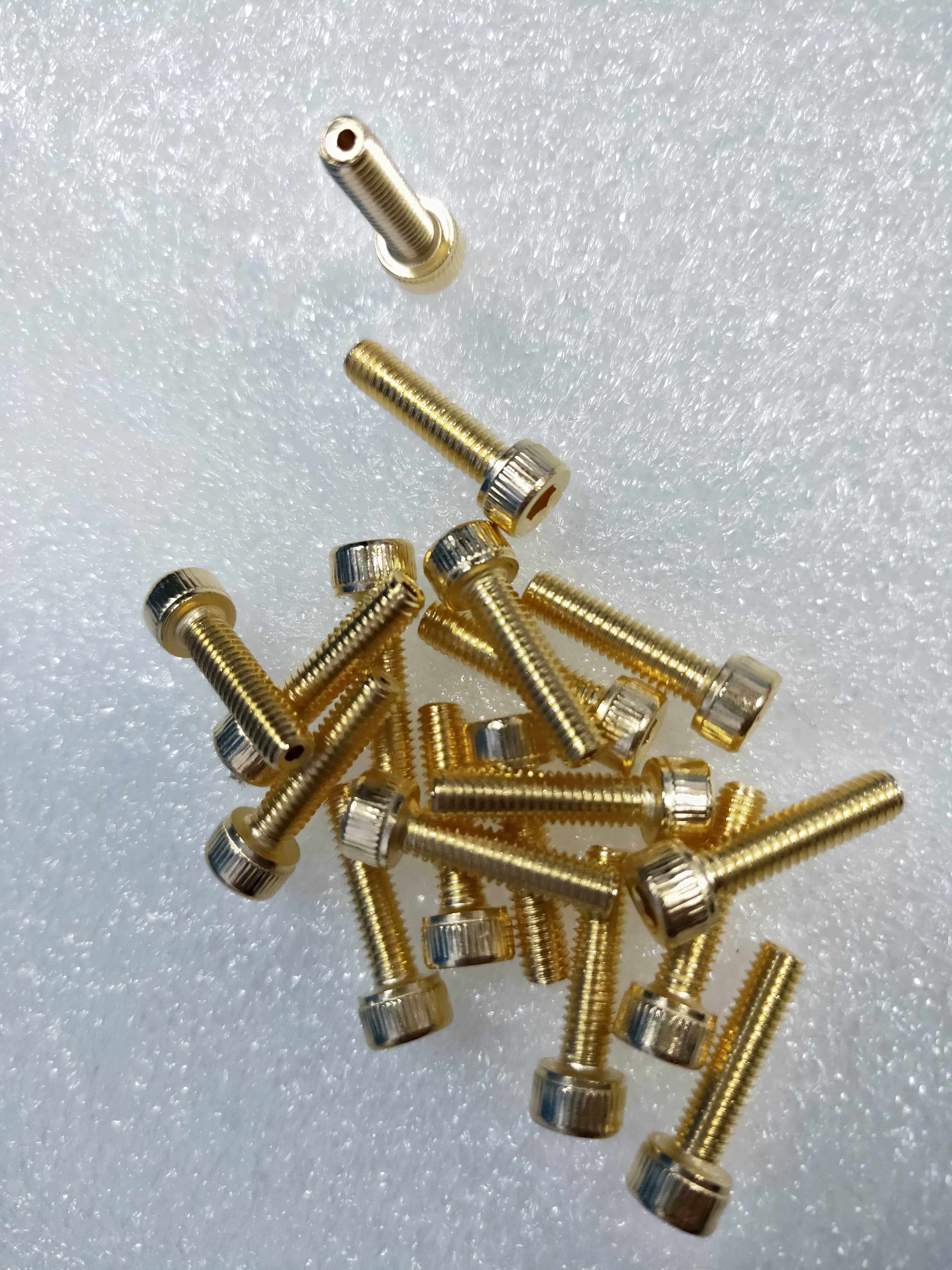 Vacuum Screw Rod Hollow Bolt drilling machined gilded screw through hole M4 * 16 hollow inner hexagon