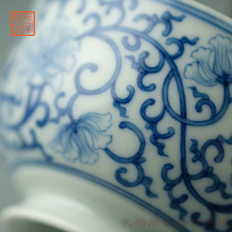 Blue and white light tracing bound branch treasure long up controller phase flower cup sample tea cup of jingdezhen ceramic cup tea service master