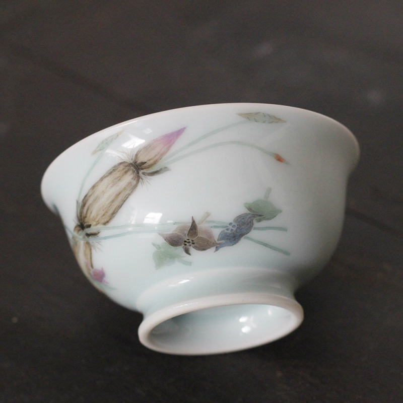 Offered home - cooked new color lotus root in hand - made figure best small bowl cups, jingdezhen ceramic tea set sample tea cup by hand