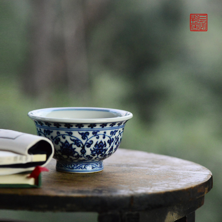 Offered home - cooked pressure in hand - made imitated yongle blue cup masters hand sample tea cup of jingdezhen ceramic tea set a single CPU