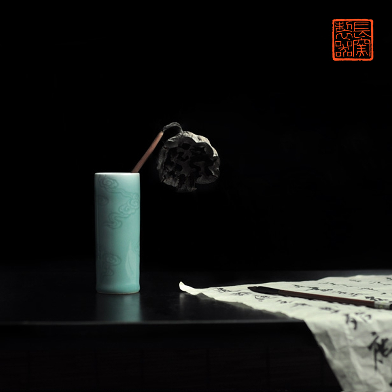 Offered home - cooked green glazed carved in moire brush pot head tube of jingdezhen porcelain four treasures of the study by hand
