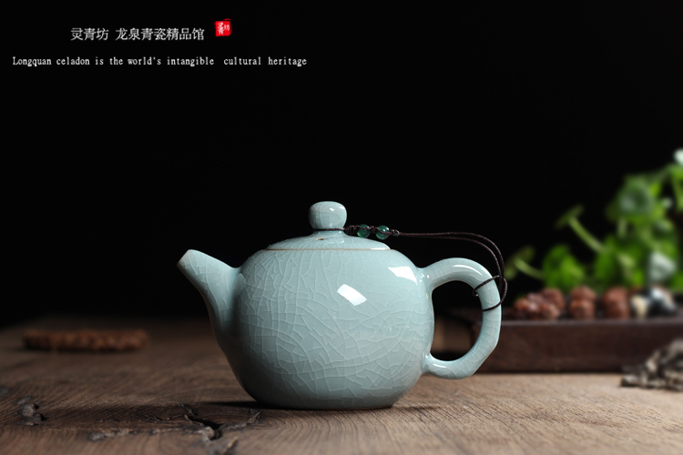 Bộ ấm trà gốm Kung Fu Bộ ấm trà Long Tuyền Celadon với bộ lọc ấm trà - Trà sứ bộ ấm trà đẹp