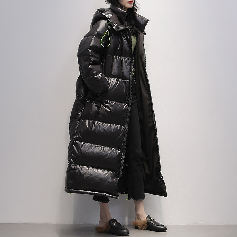 2022 winter new Korean version of the black hooded fashion is thin and shiny over the knee long down jacket women's thick coat