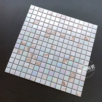 Белая фантастическая золотая линия