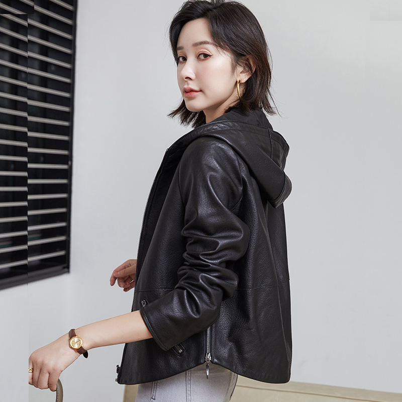 Haining Genuine Leather Jacket for Women, Short Style, 2025 Autumn and Winter New Model, Sheepskin Hooded Casual Jacket, Korean Style Loose Coat