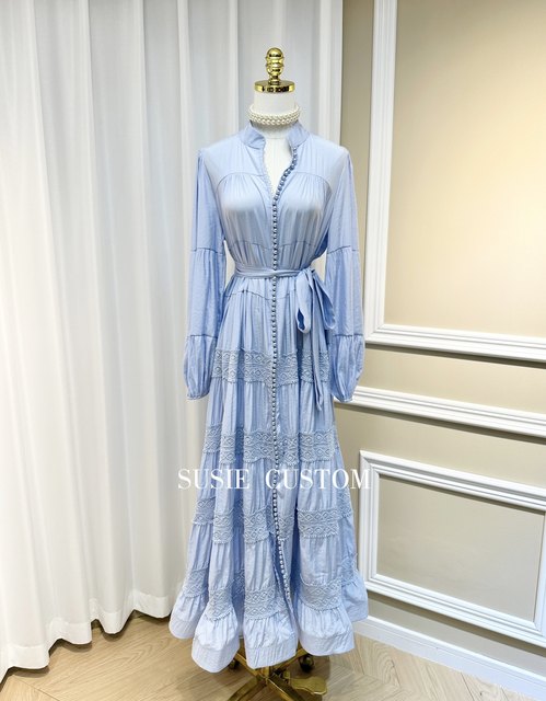 Heavy-duty pearl single-breasted puff sleeves spliced ​​with water-soluble lace, loose version with bindable waist and wide hem long skirt