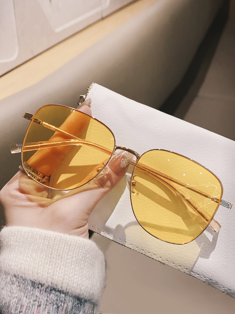 Couple Sunglasses women Xia Little Face Transparent Light Pixel Color Mirror Han Edition 2022 new sunglasses male tide