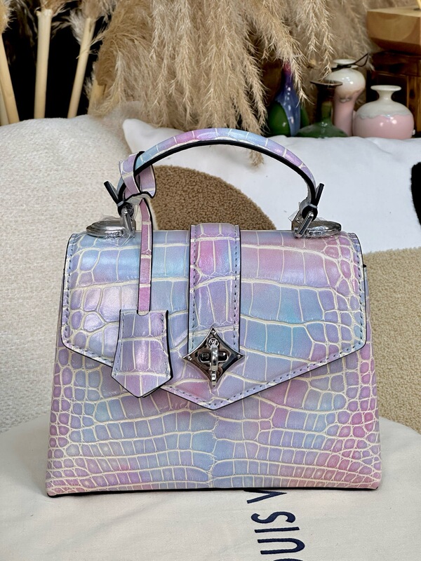 Crocodile Leather Handbag Single Shoulder V-Shaped Bag 21Cap Capusin Mini American Alligator Embellished Imported Leather Crossbody Women's Bag
