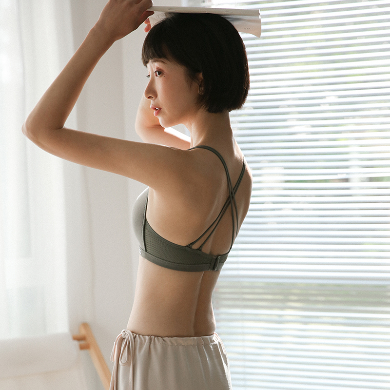 Matsushima house solid color sexy hollow underwear women's small chest without rim comfort bra girls sports skin-friendly bra women