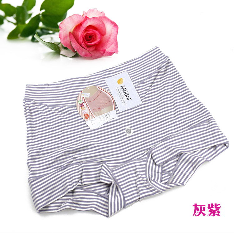 4 Miễn phí vận chuyển Daisy Cô gái 21.563 modal mềm lớn kích thước của phụ nữ quần chữ nhật thoải mái eo quần short đồ lót cao cấp
