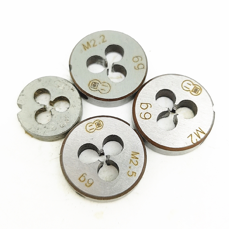 Two-circle brand round plate M2M2 M2M2 2M2 2M2 5M2 6M2 6M2 7 Yuan pull wire thickness teeth flip-flops left and right teeth
