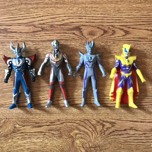 Ультраманская мягкая резиновая игрушка Оригинальная форма Jetde - это Ultimate Jedeberia Уважение к императору смелых мужских деформаций