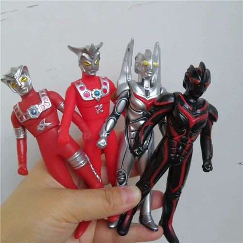 Ultra, Ультрамен Тига из мягкой резины, подвижная кукла