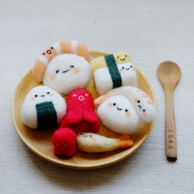 April hand-made food wool felt DIY poke sushi doll gift box material package to give lover student gifts