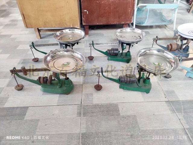复古韵味，老秤新魅力！复古电子秤铸铁天平秤，带你穿越时空的收藏品🌟-秤-淘宝百科网