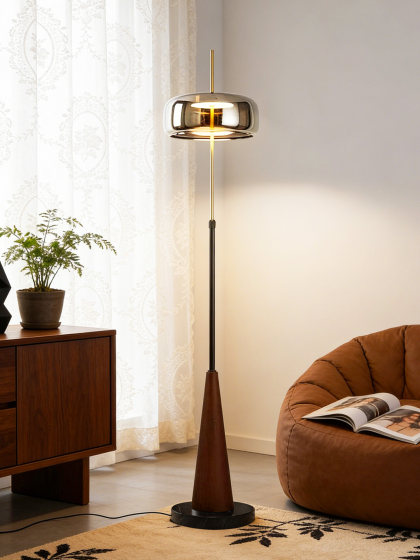 Italian Minimalist Floor Lamp, Decorative Ambient Light Next to the Sofa in the Living Room, Light Luxury and High-End Vertical Bedroom Corner Lamp