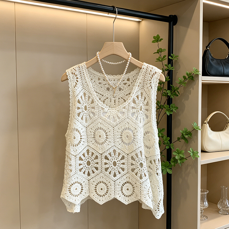 Plus Size 2026 Summer New Style Bohemian Crochet Hollow-Out Knitted Vest Women's Outerwear Overlay Top Plus Size 2026 Summer New Style Bohemian Crochet Hollow-Out Knitted Vest Women's Outerwear Overlay Top