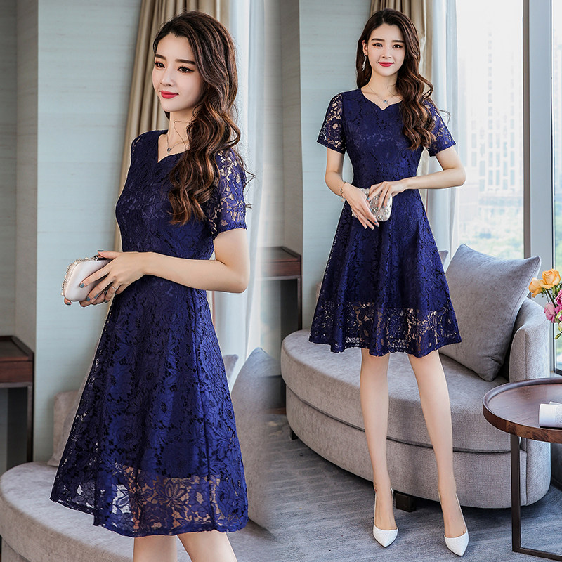 Fat woman cover belly show thin dress large size women's clothing Fat sister summer dress Foreign school age reduction lace stitching 2021 female