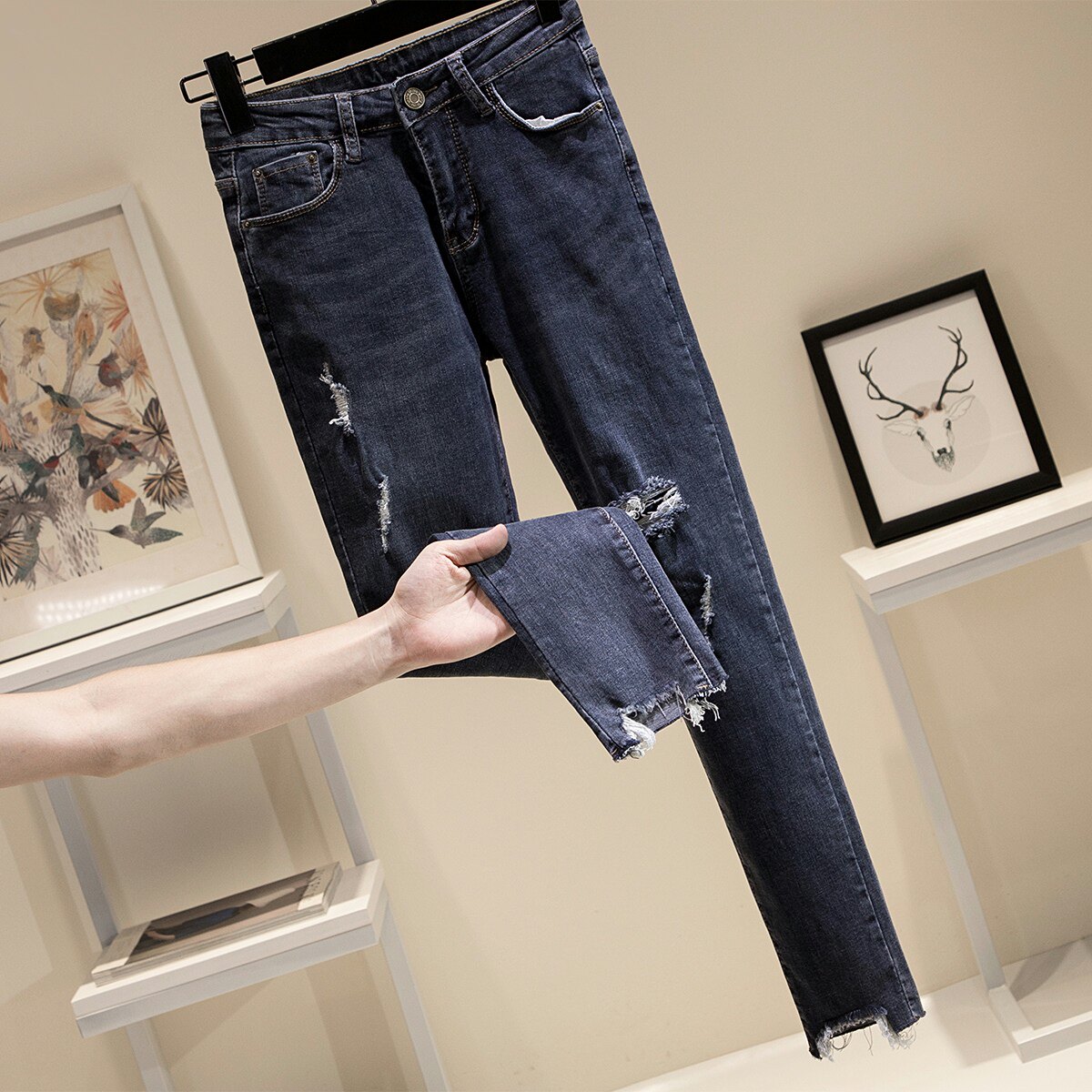 In 2023, the new large - yard female wear slim sister jeans nine - mint elastic fix