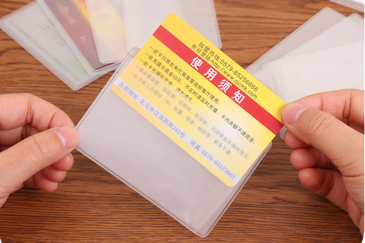 Du lịch ở nước ngoài bộ thẻ ngân hàng chống từ tính thẻ gạo trong suốt bộ thẻ xe buýt ID bộ thẻ giao thông tài liệu ví đựng card nam