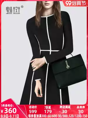 Glamour with small black dress dress 2021 in Europe and America long version long sleeve slim temperament A- line dress