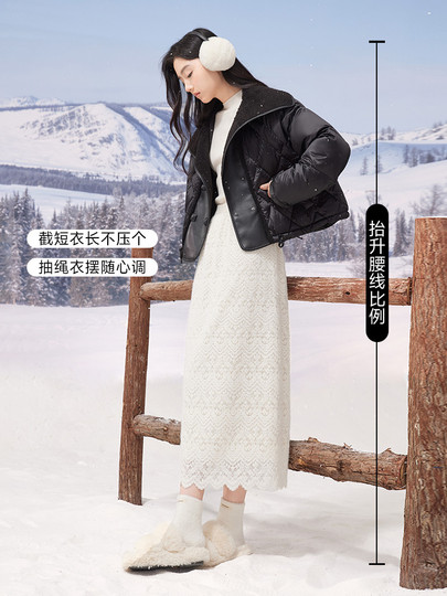 Xiangying black short rhombus down jacket for women 2025 winter new design niche stitching large lapel jacket