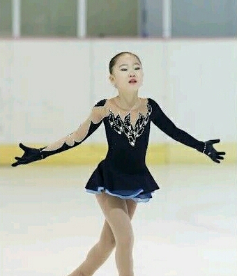 Figure skating clothes rhythmic gymnastics clothes skating performance clothes fat ice clothes rhythmic gymnastics performance clothes sportswear HB37