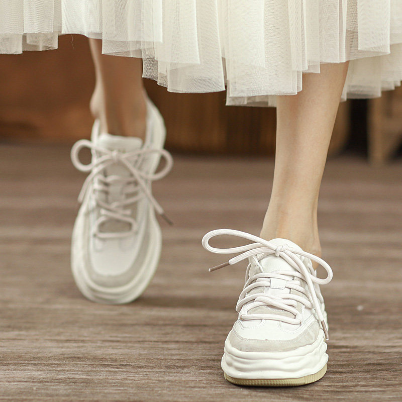 Three cats uncle small white shoes women's 2021 autumn new all-match leather casual color matching thick bottom shoes old shoes Korean version